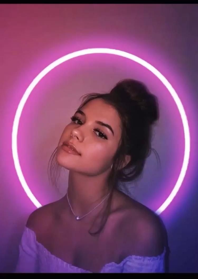 Cyberpunk / Neon