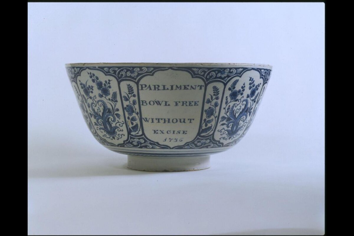 1736 Blue and White Inscribed Bowl