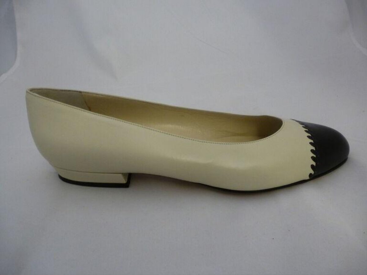 Ivory Black Cap Toe Low Heel Pump