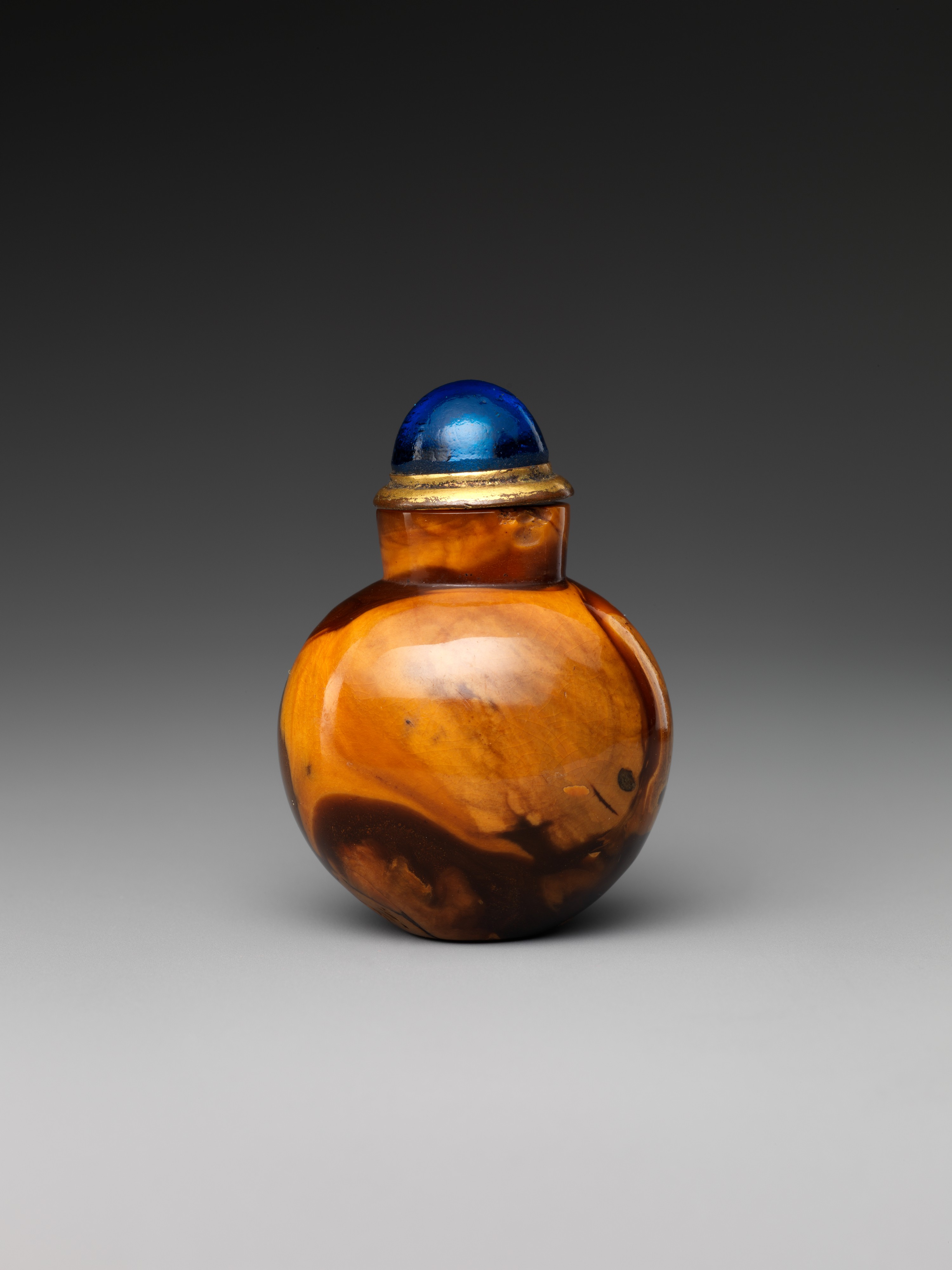Amber Pattern Glass Snuff Bottle