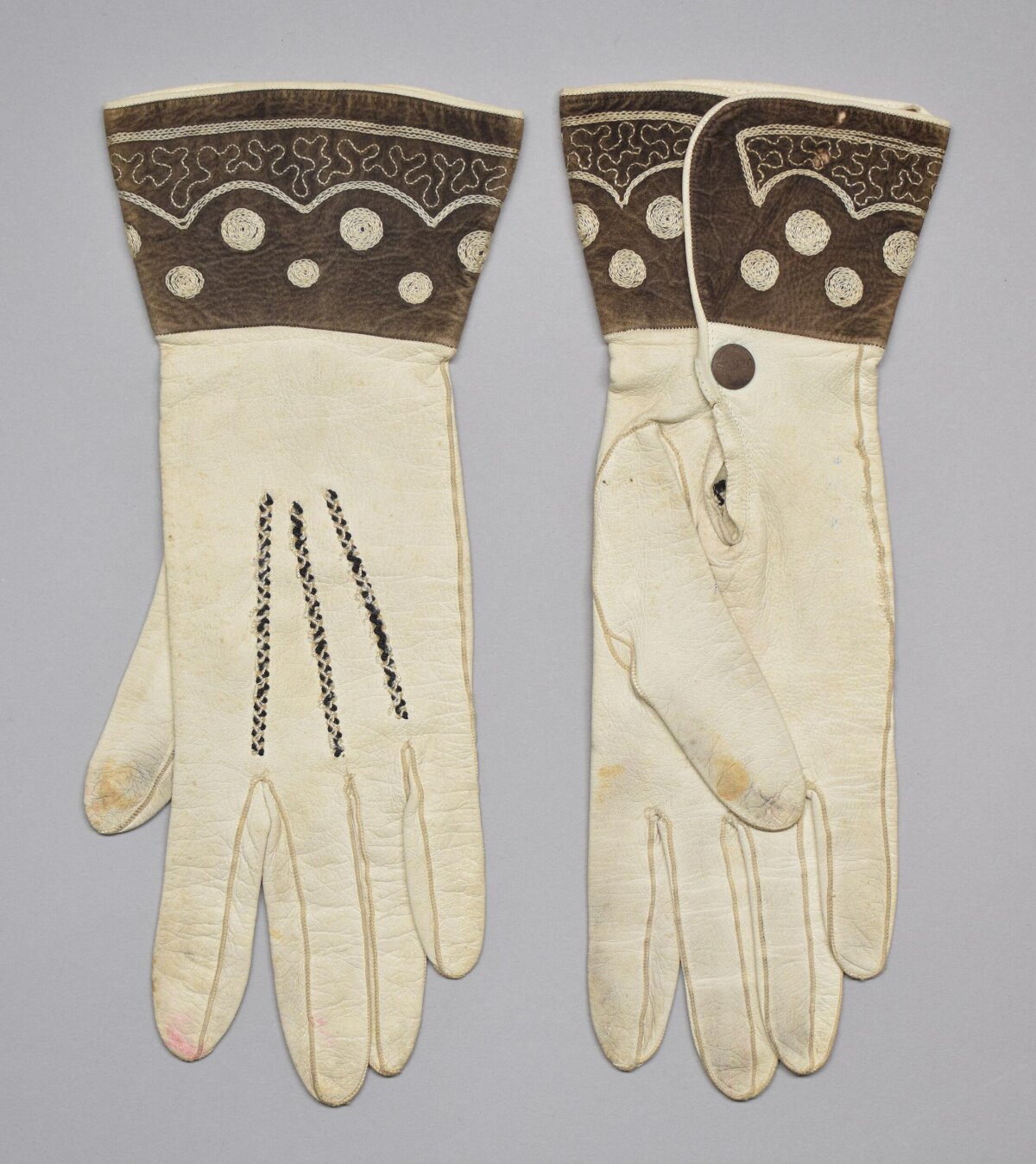 Vintage Embroidered Leather Gloves