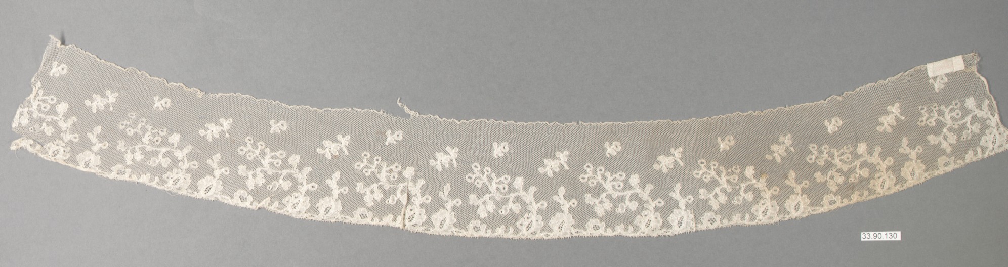 Antique White Lace Border Fragment