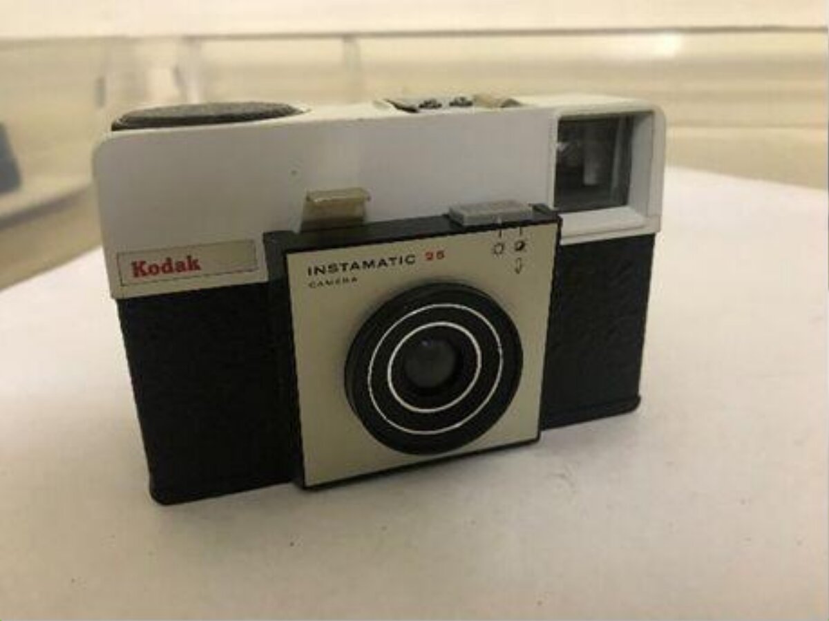 Vintage Kodak Instamatic 25 Camera