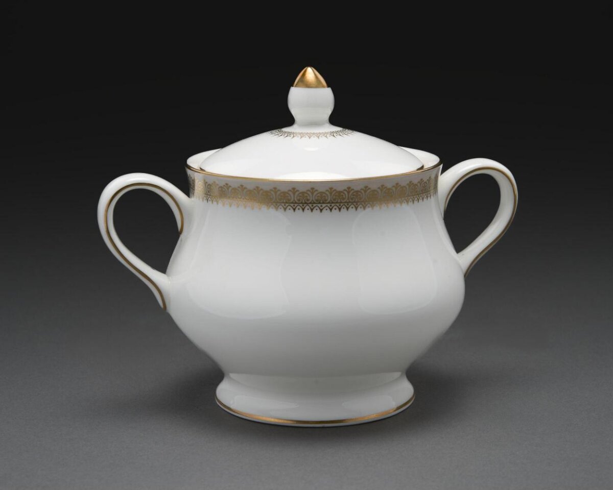 White Gold Trimmed Lidded Sugar Bowl