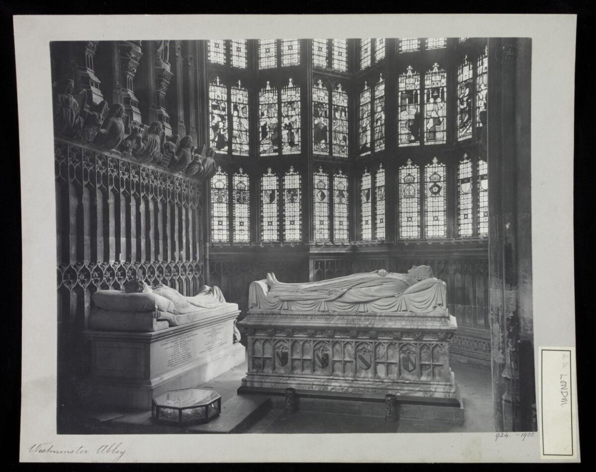 Tombs in Westminster Abbey