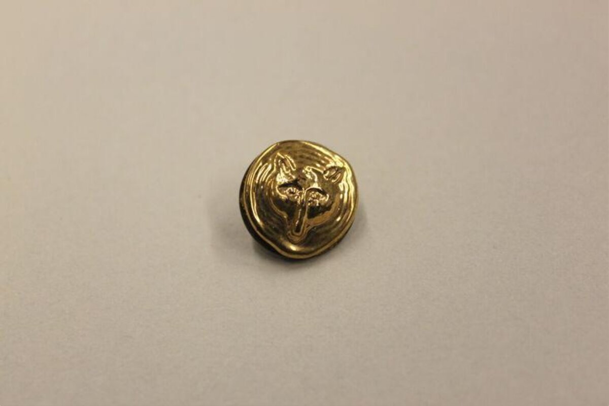 Golden Wolf Head Lapel Pin
