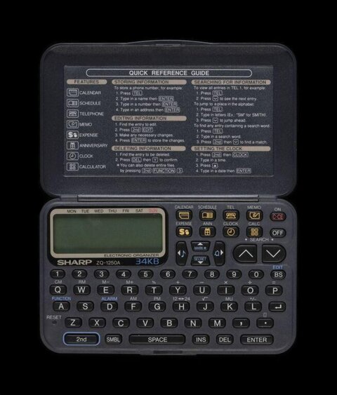 Sharp ZQ-1250A Electronic Organizer