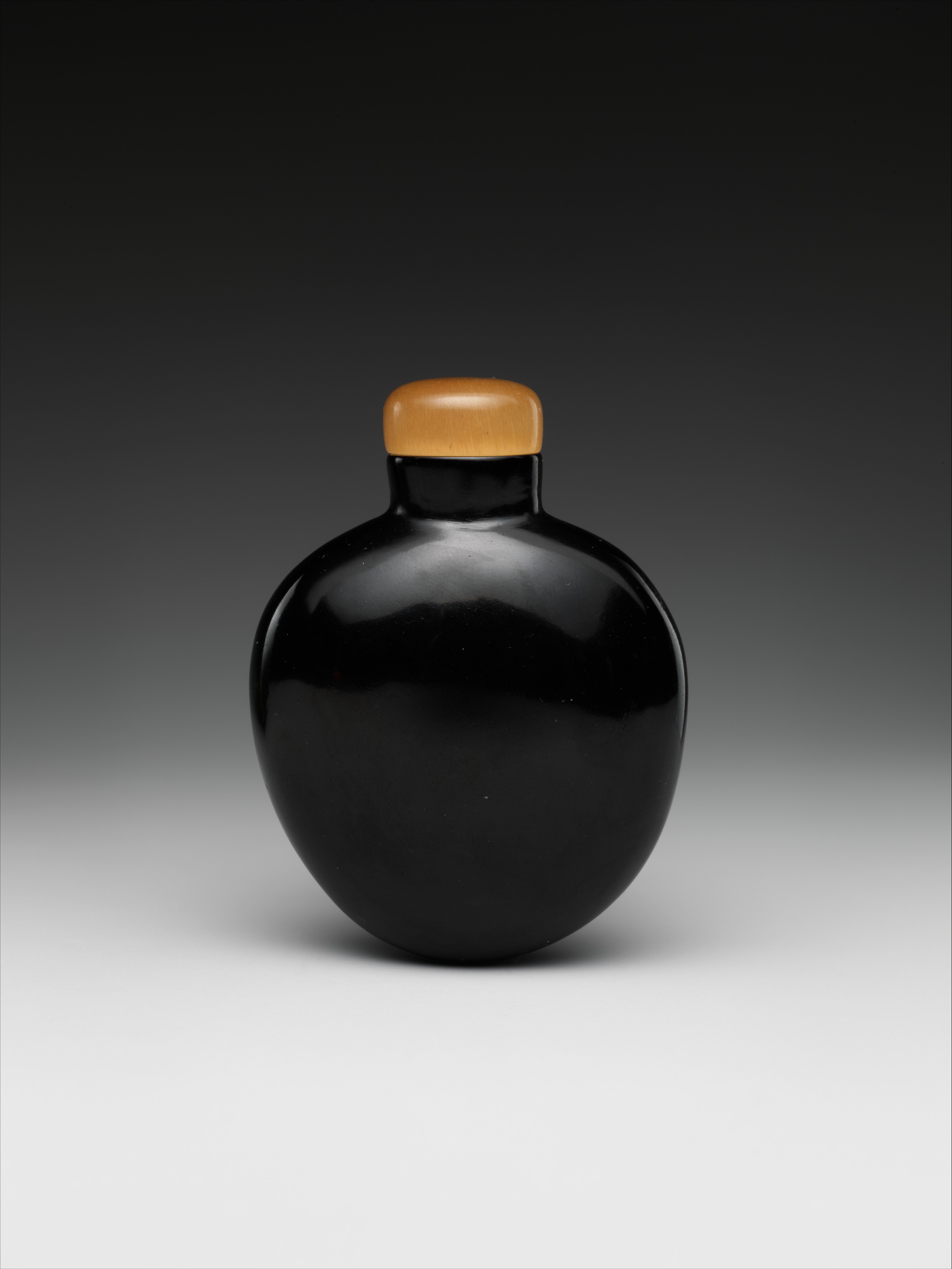 Black Snuff Bottle