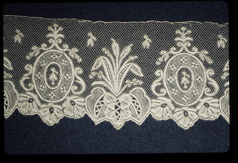 Vintage Lace Border Sample