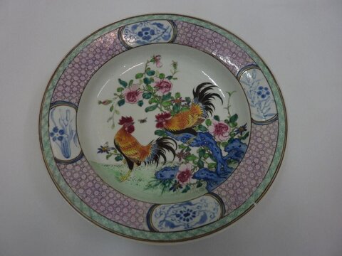 Chinese Rooster Pattern Porcelain Plate