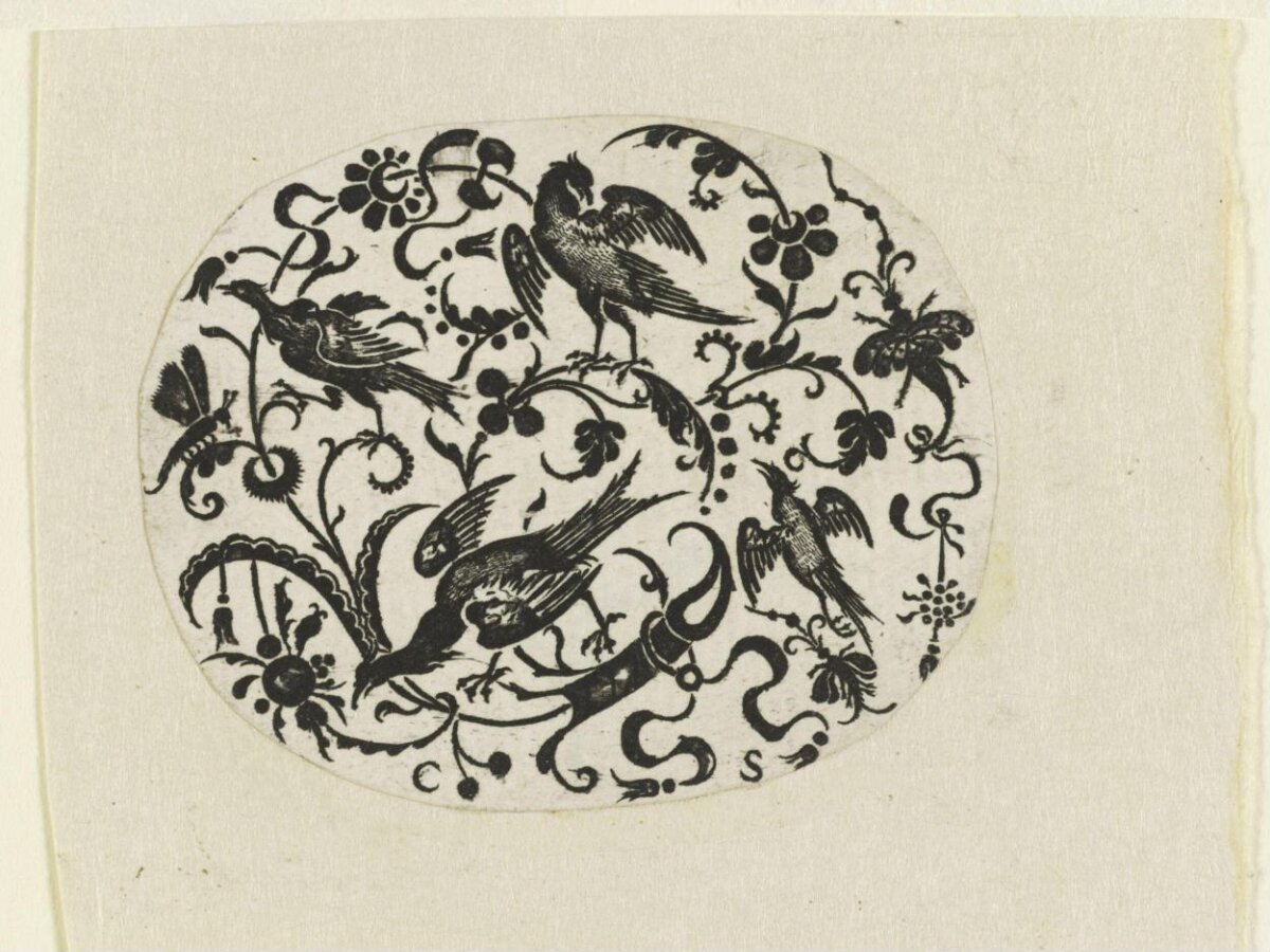 Oval Black Ink Bird Floral Decoration
