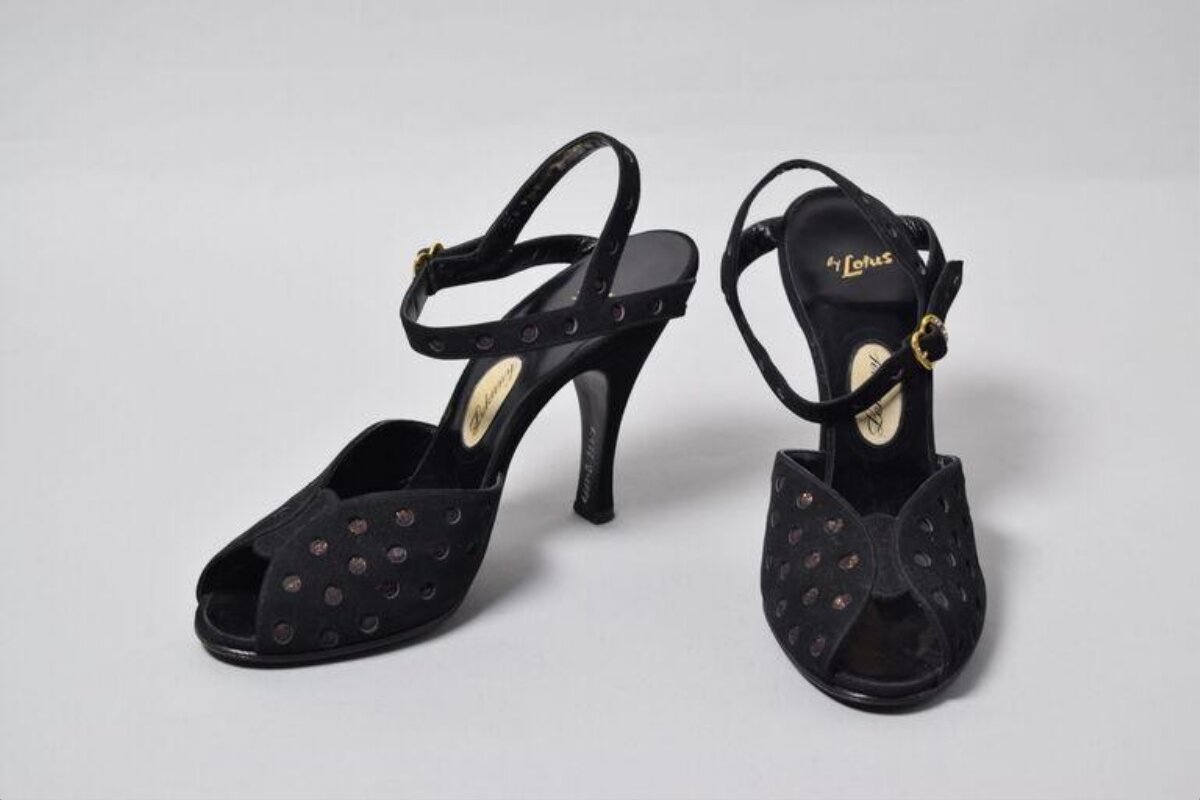 Vintage Black High-Heeled Sandals
