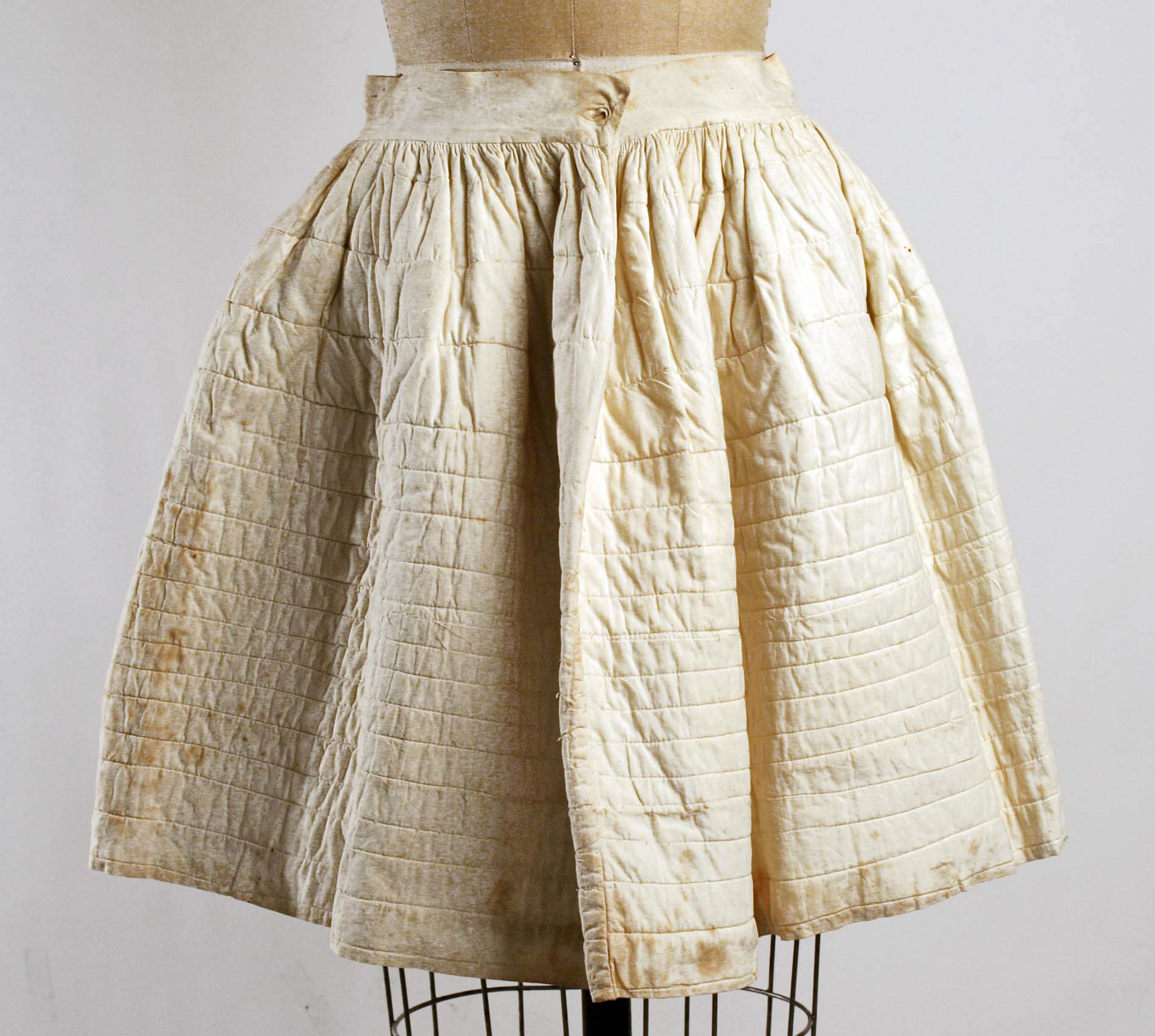 Vintage Quilted Off-White Skirt