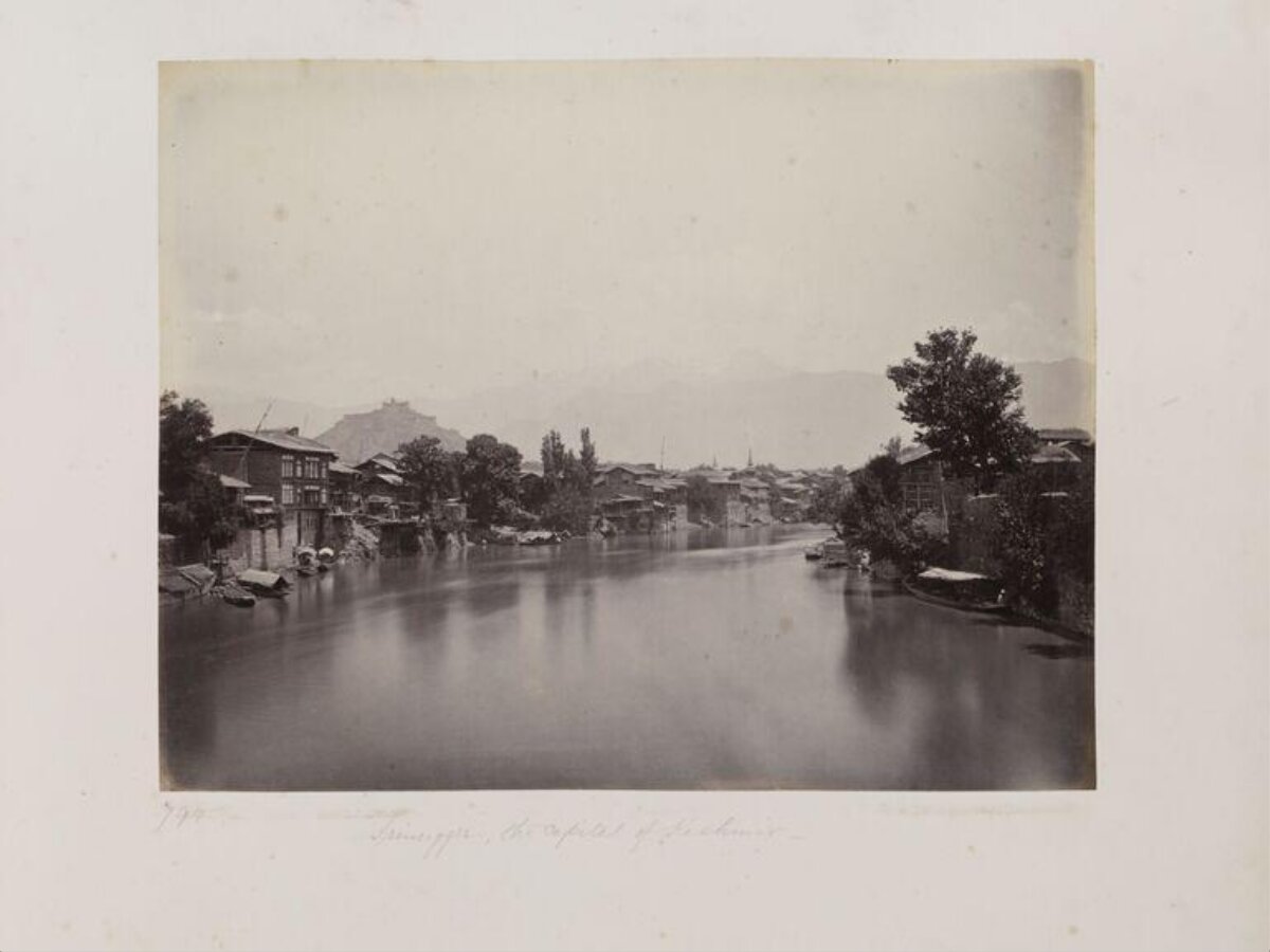 Vintage Srinagar River View