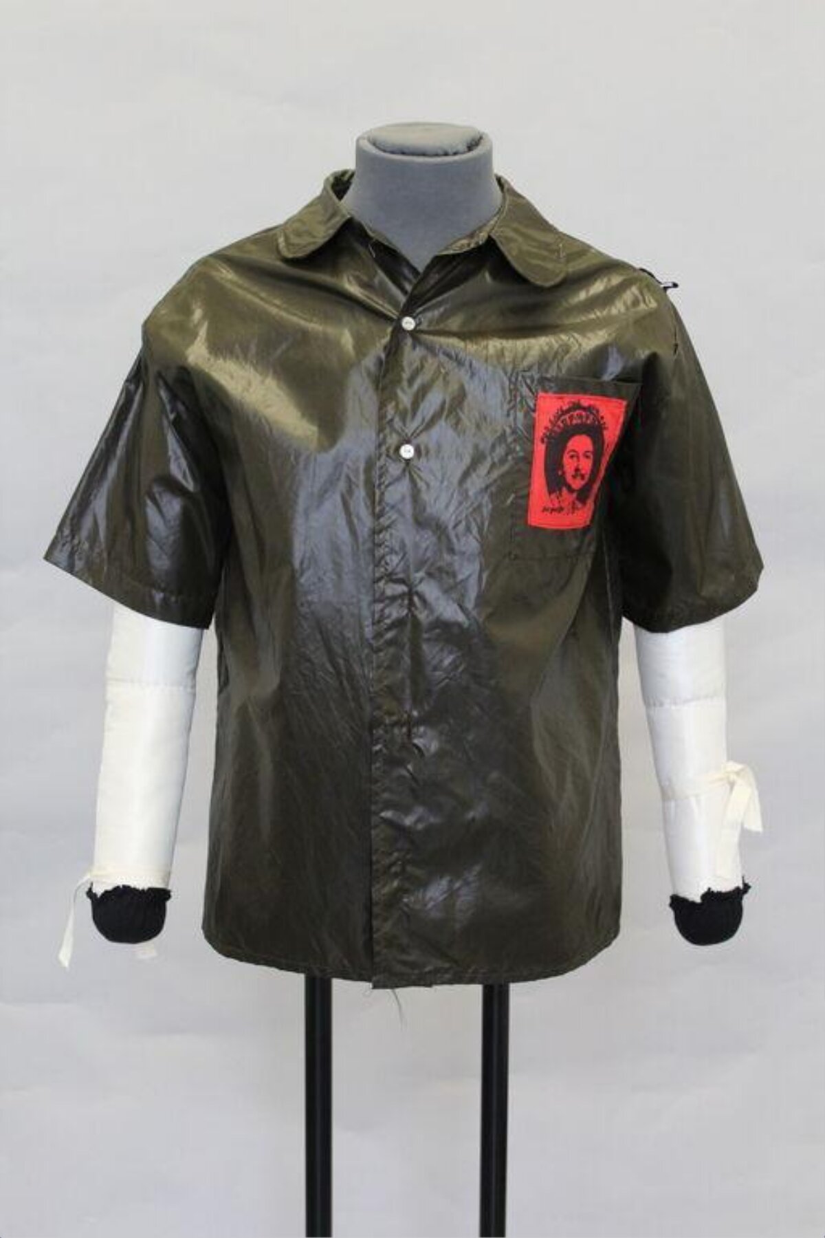 Olive Printed Short-sleeve Shirt on Mannequin