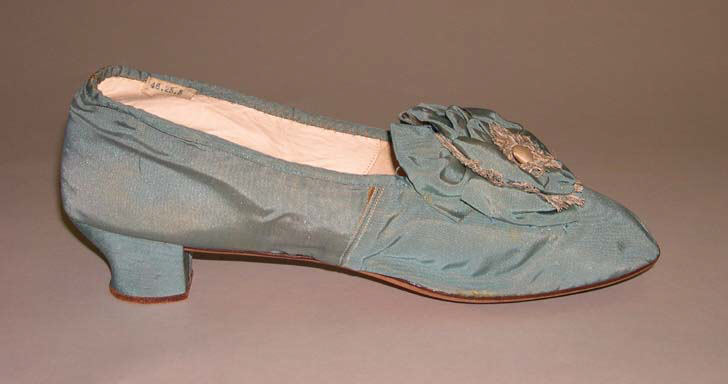 Vintage Light Blue Women's Pump