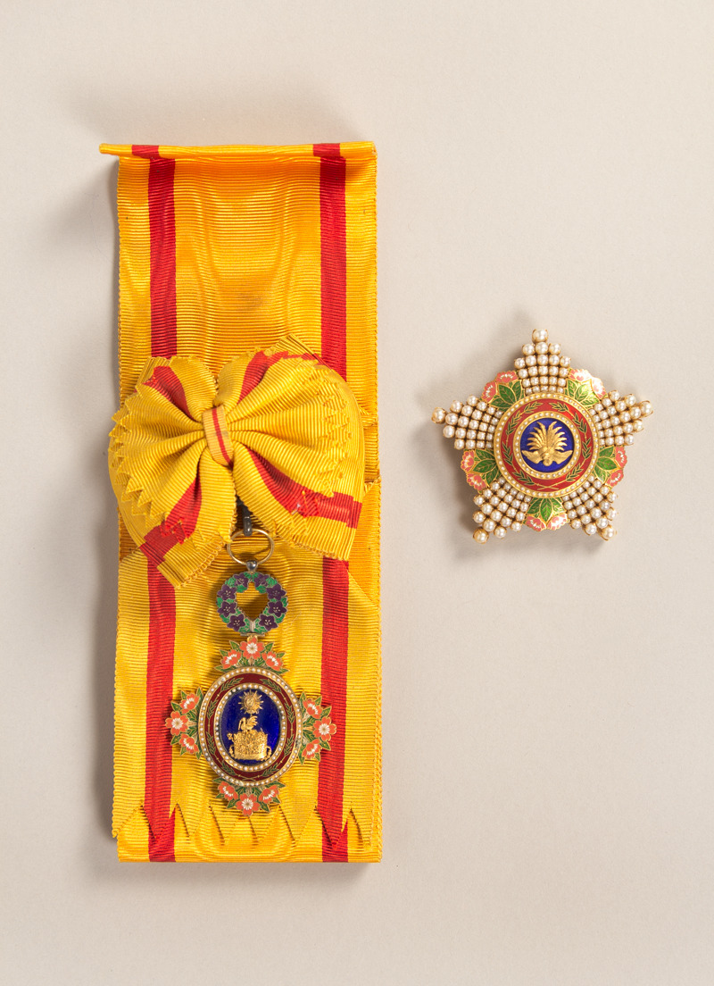 Ornate Order Medal Insignia Set