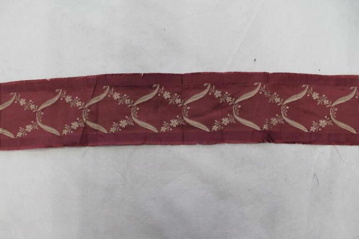 Maroon Floral Patterned Fabric Border