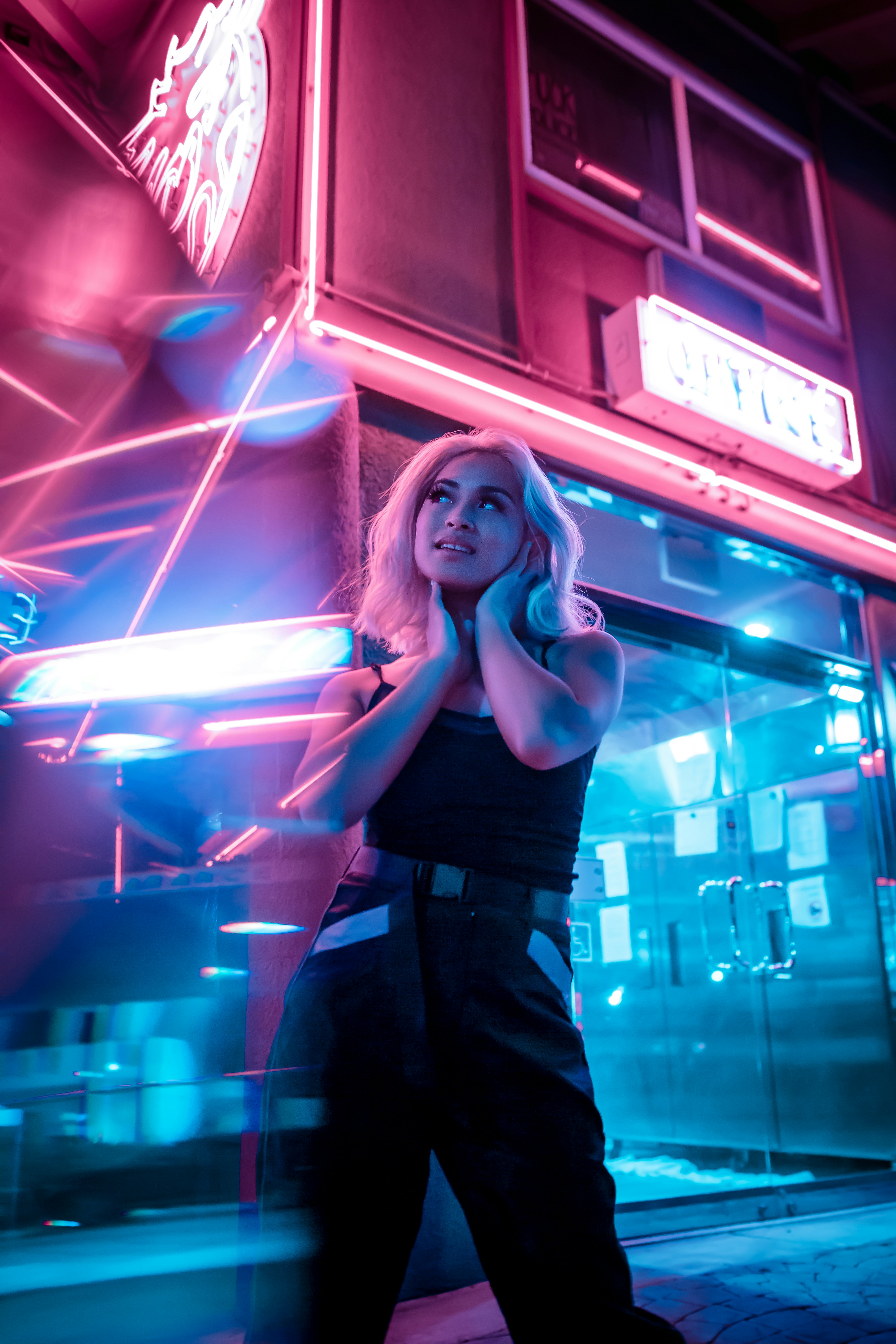 Cyberpunk / Neon