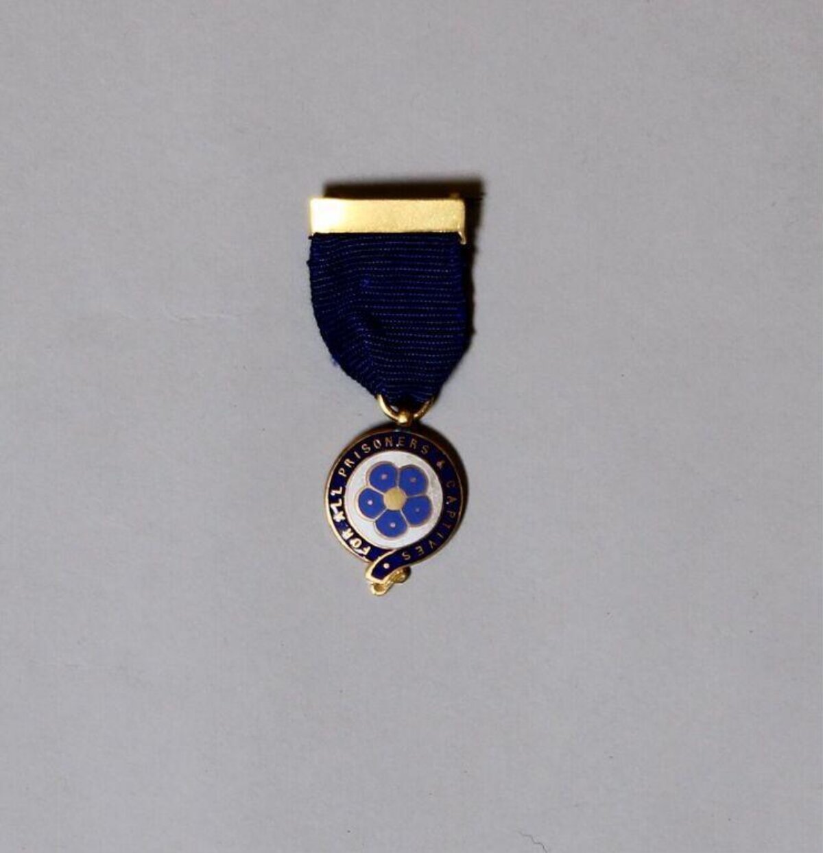 Prisoners Captives Commemorative Badge