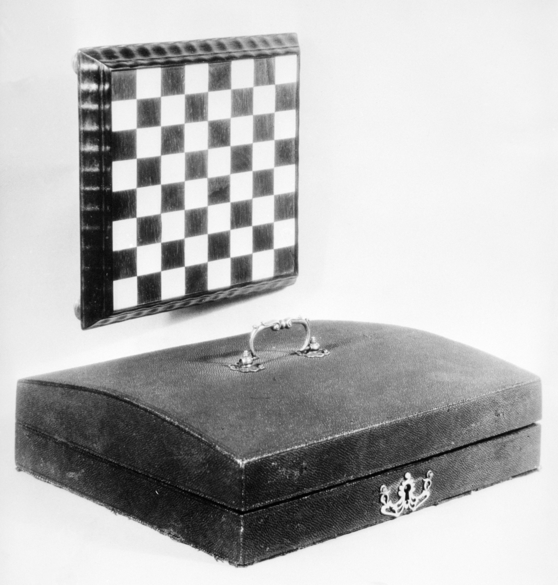 Vintage Portable Chess Box with Board