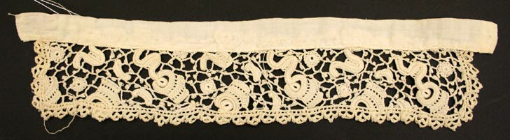 Vintage Handmade Lace Collar