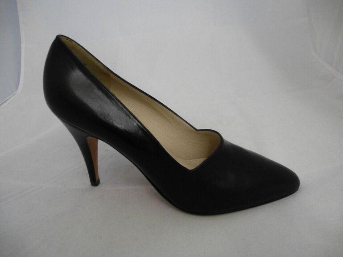 Black Leather High Heel Pump