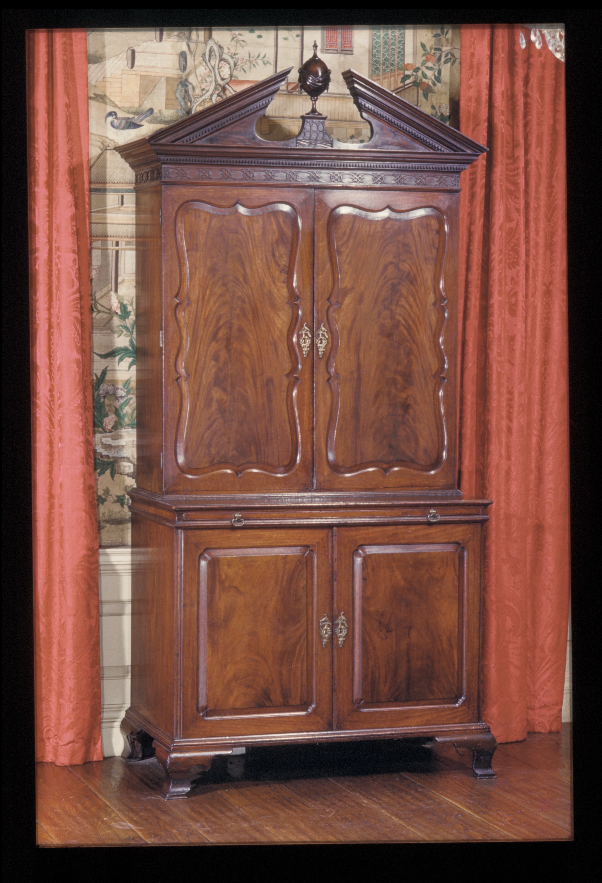 Antique Wooden Cabinet