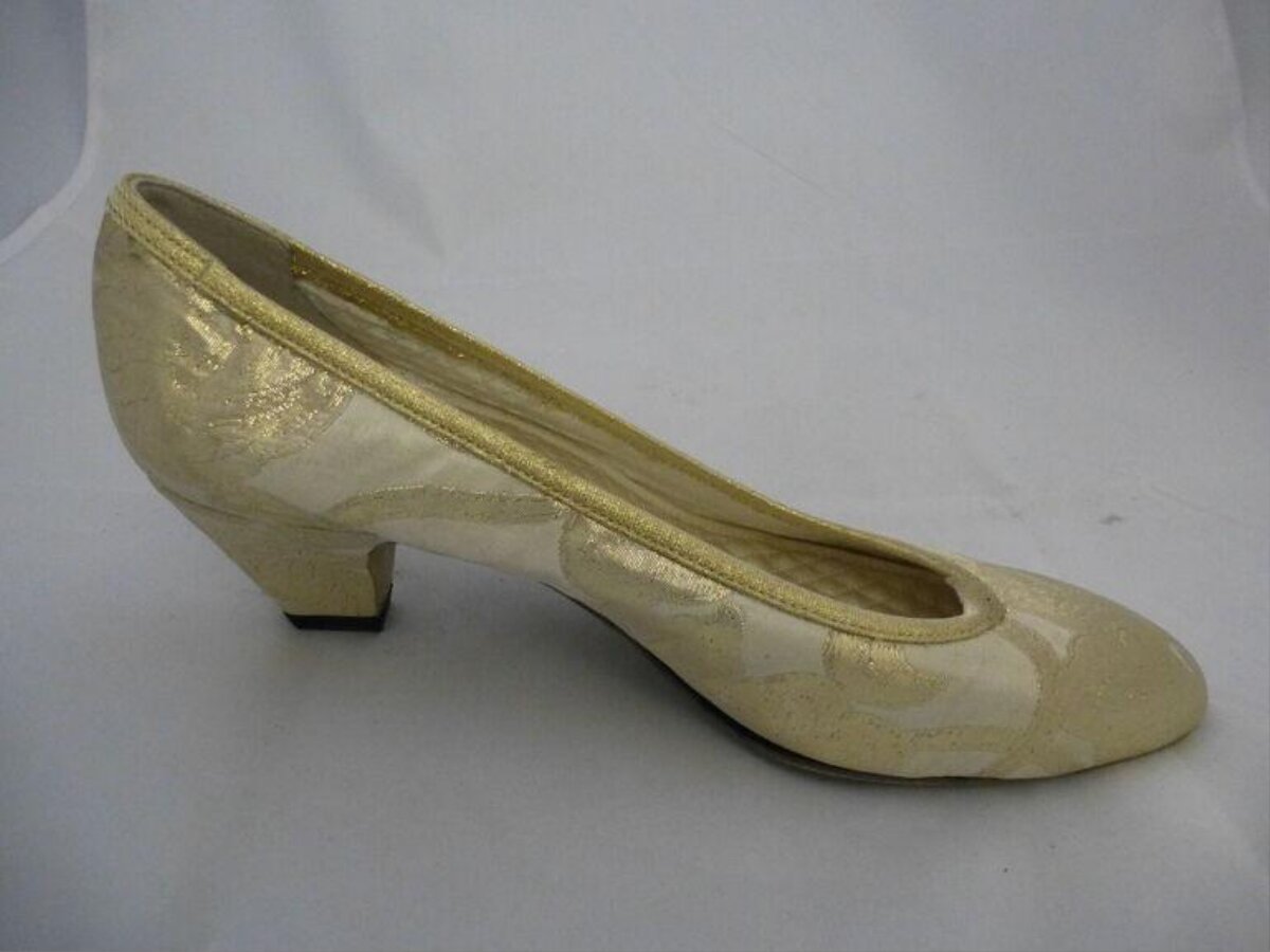 Gold Block Heel Pump