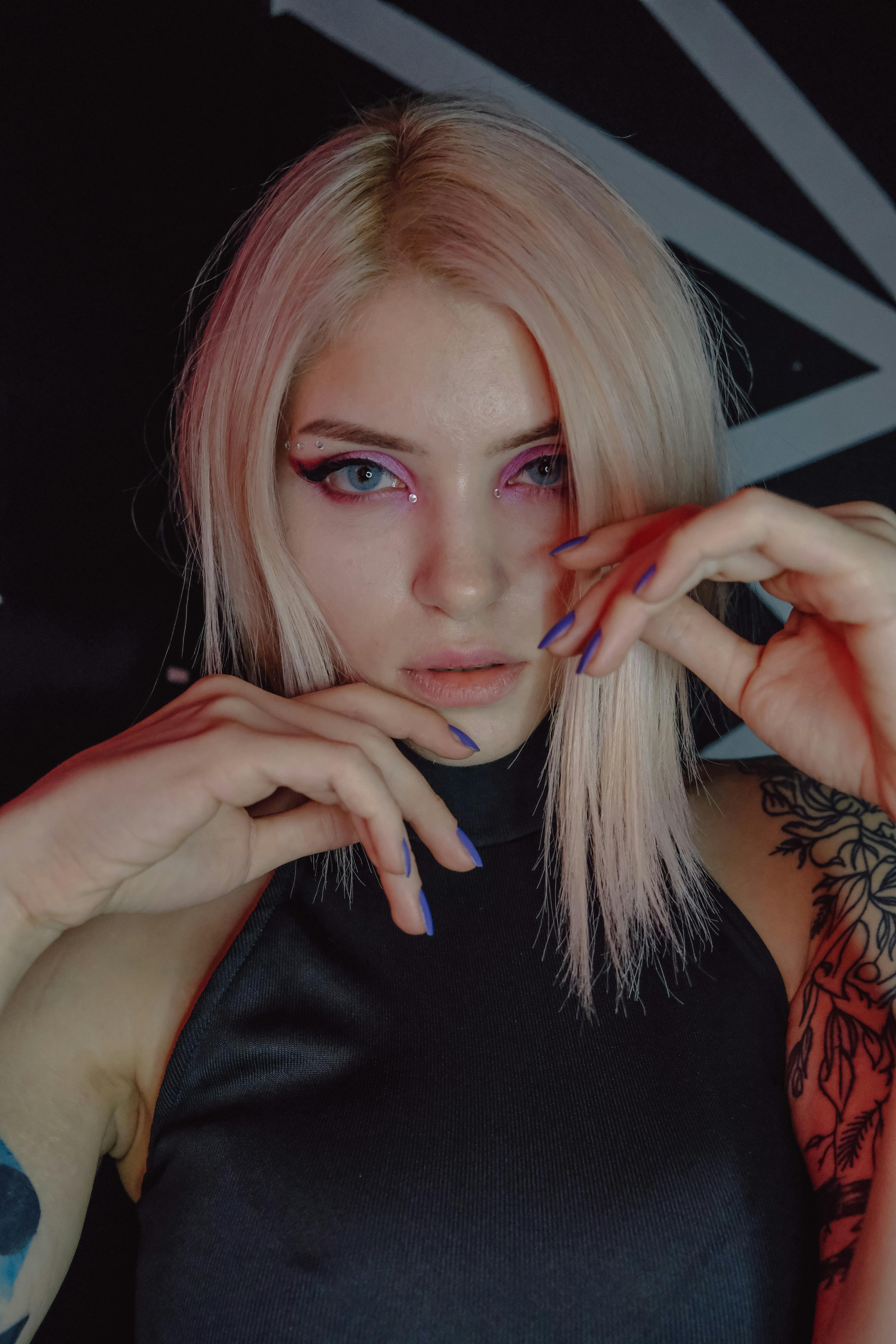 Cyberpunk / Neon