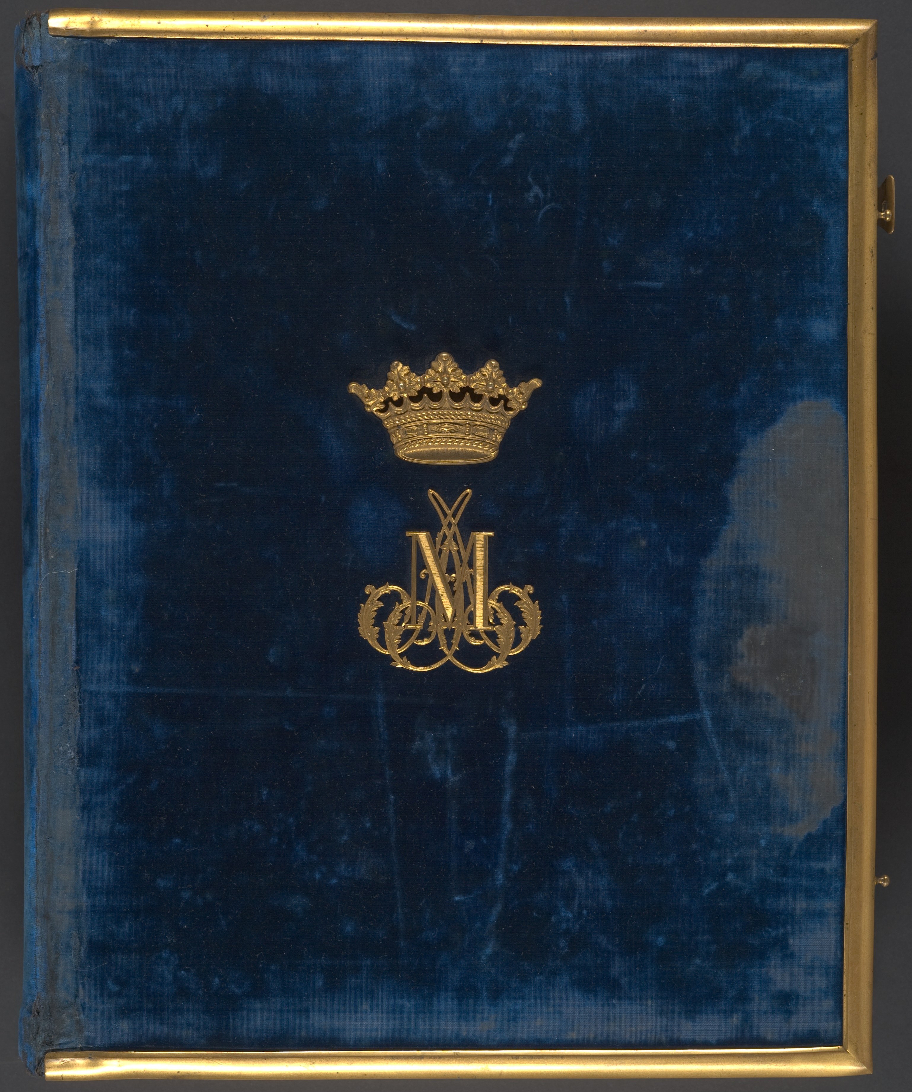 Blue Velvet Royal Album Cover