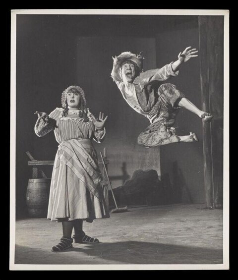 Two Actors Theater Stage Performance