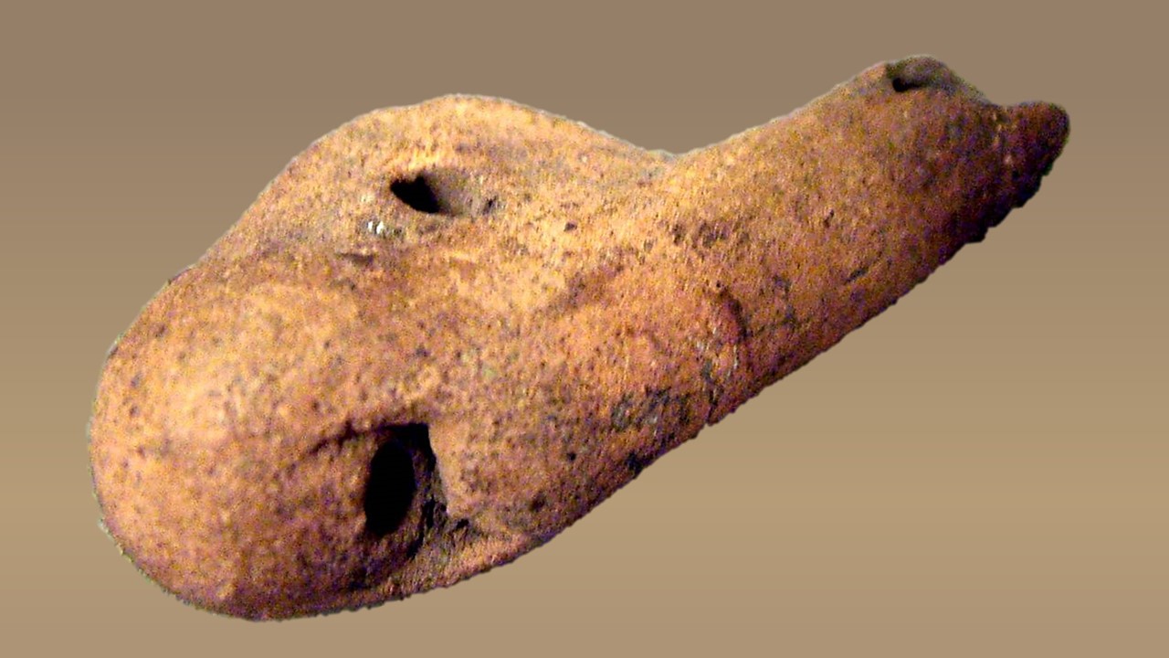 Ancient Pottery Duck Head