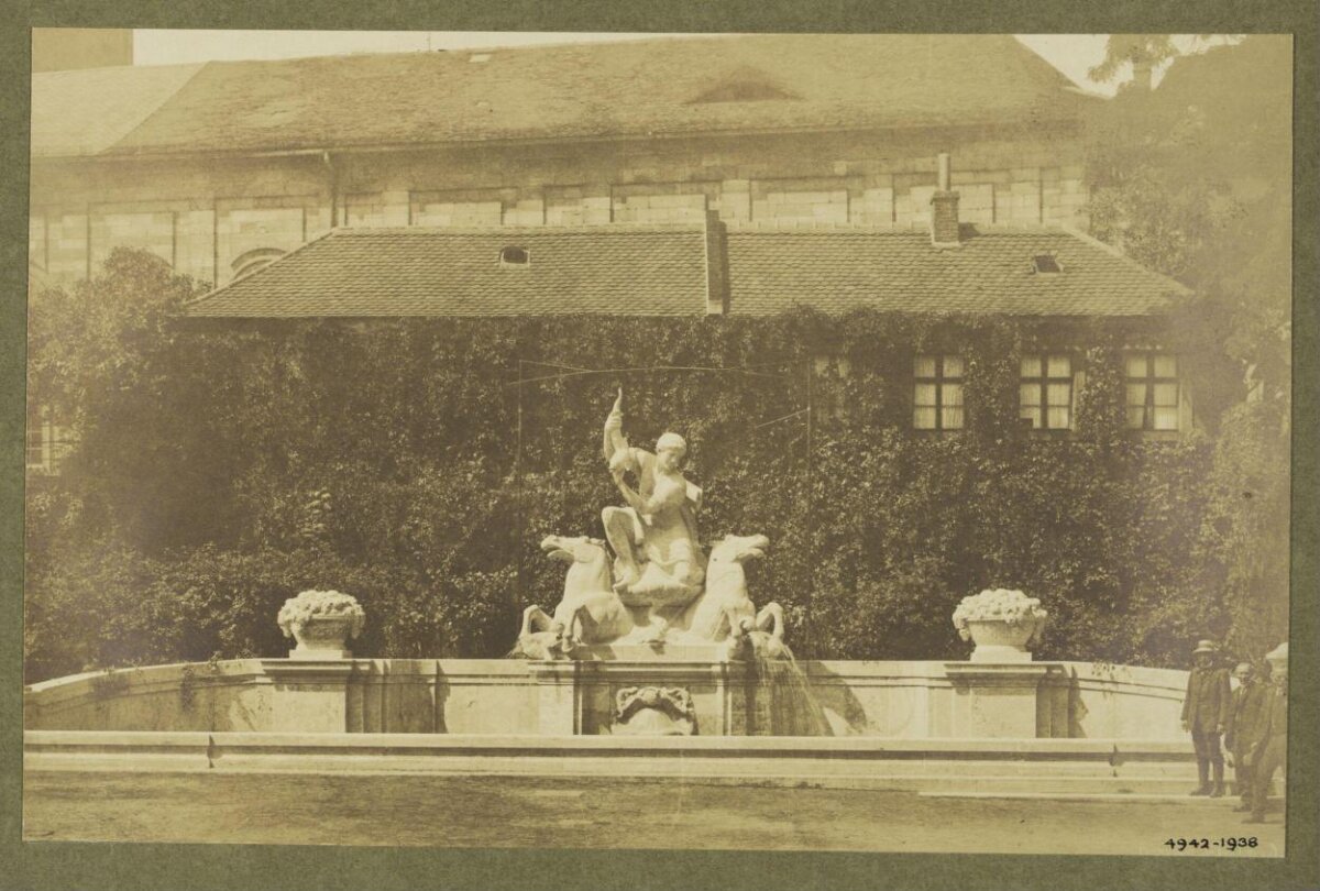 Vintage Sculpture Fountain Photo