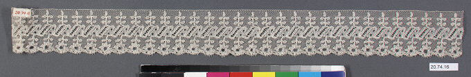 White Repeating Pattern Lace Trim