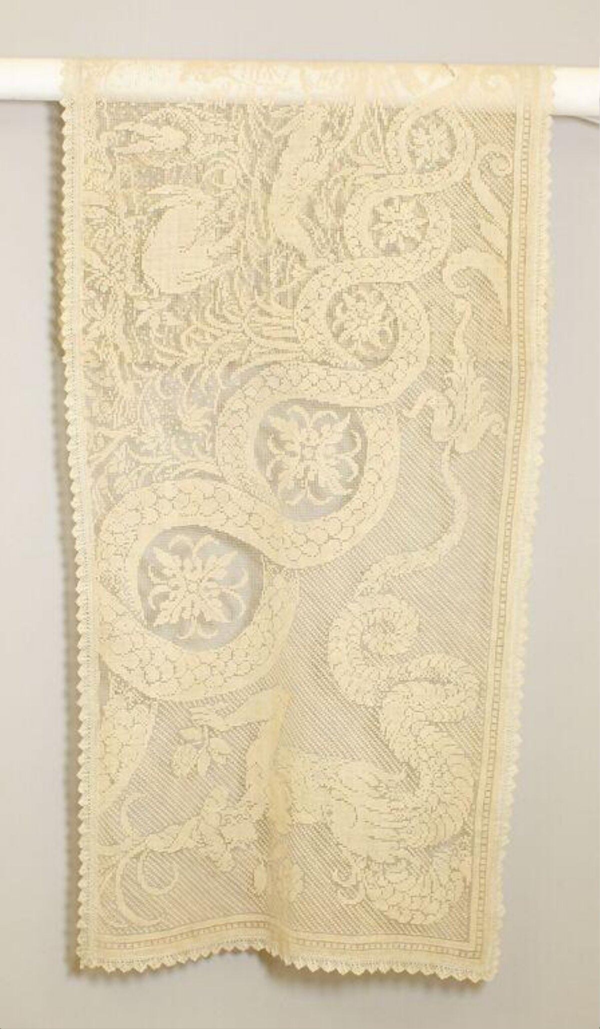 Antique Floral Pattern Lace Panel