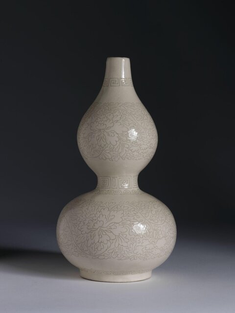White Carved Gourd Porcelain Vase