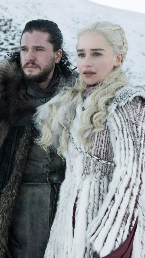 Jon Snow and Daenerys in Snow