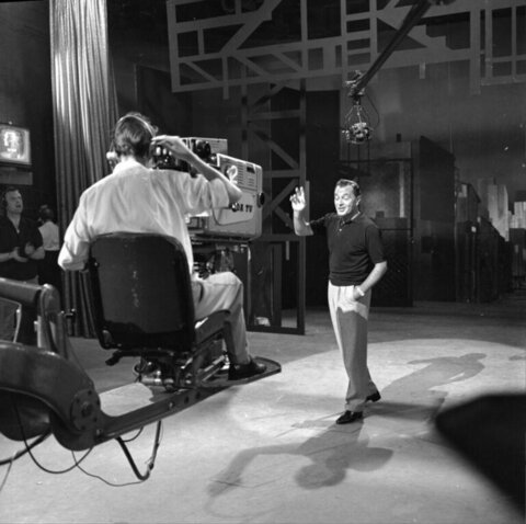 Performer Filmed in Early TV Studio