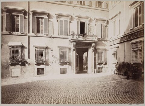1901 Vintage Urban Building Courtyard