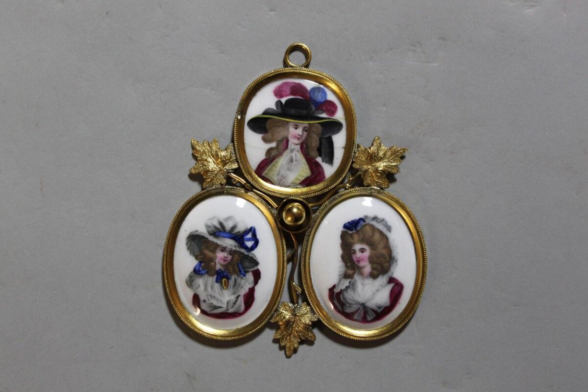 Gold Framed Three Portrait Miniature Pendant