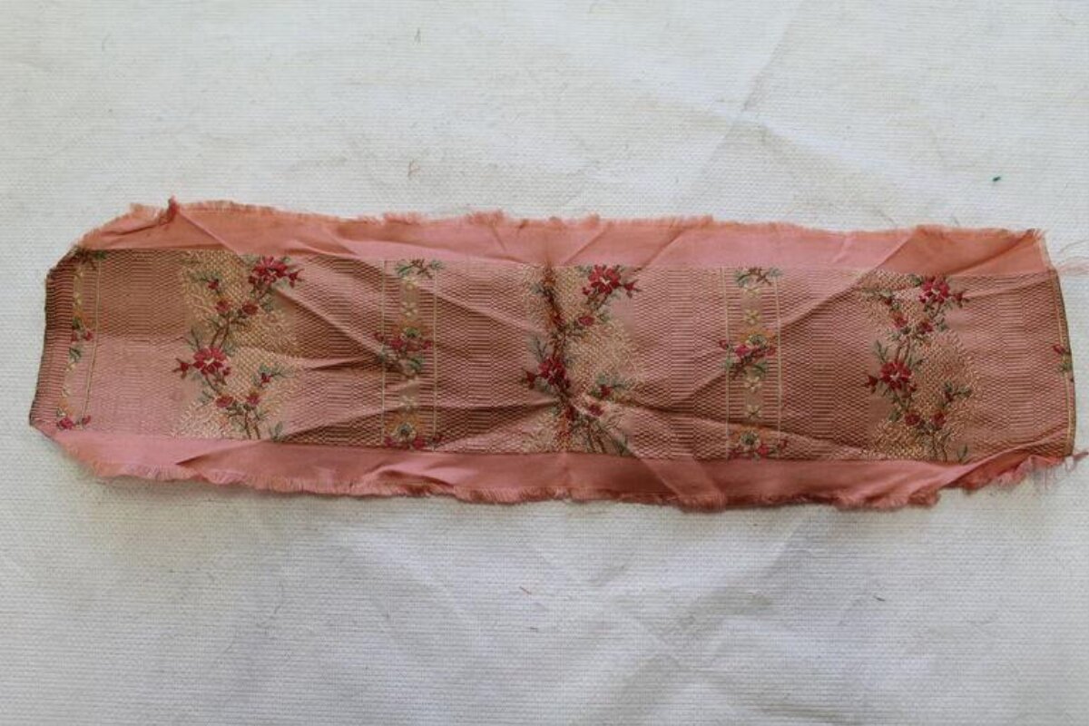 Vintage Pink Embroidered Silk Strip