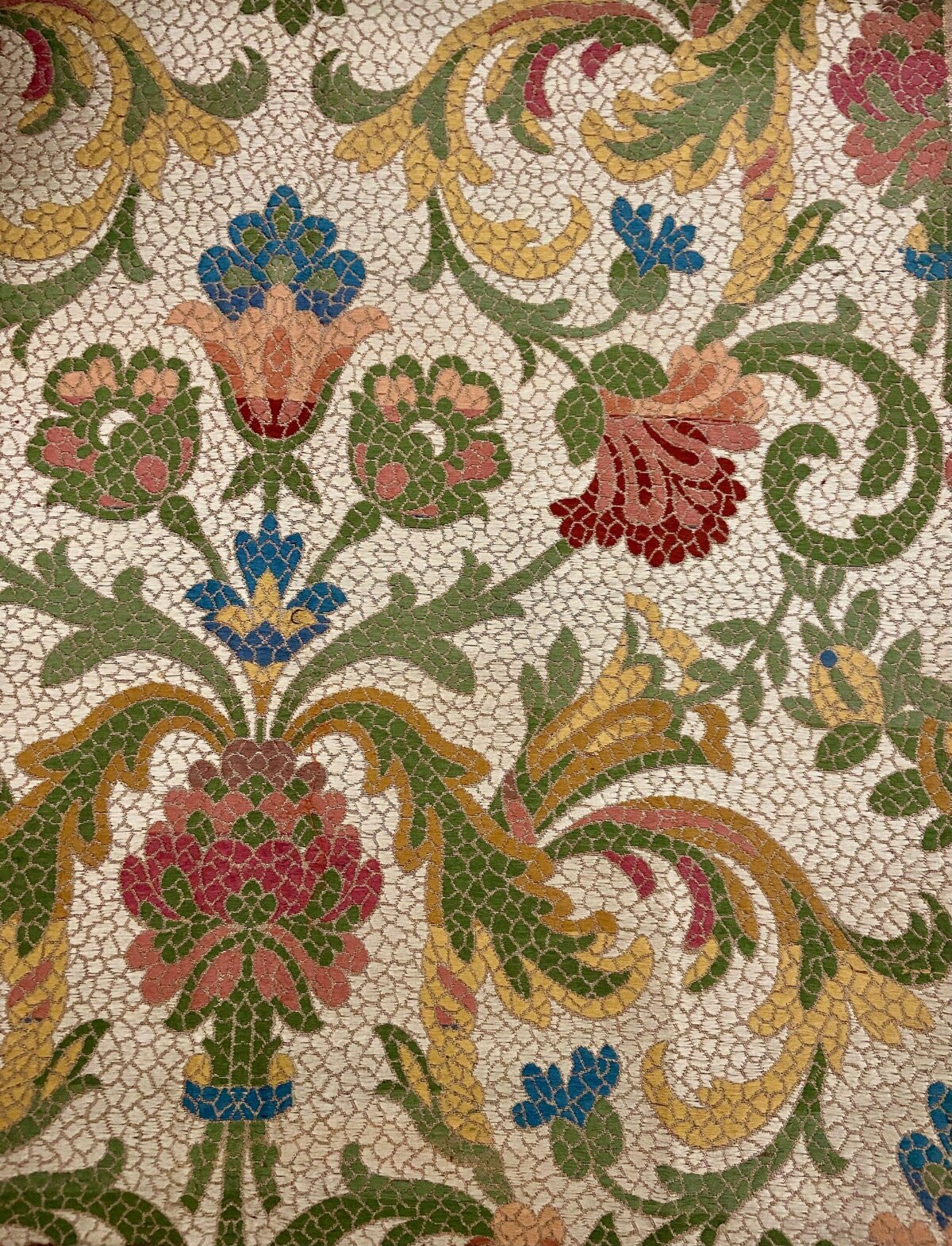 Vintage Floral Patterned Tapestry