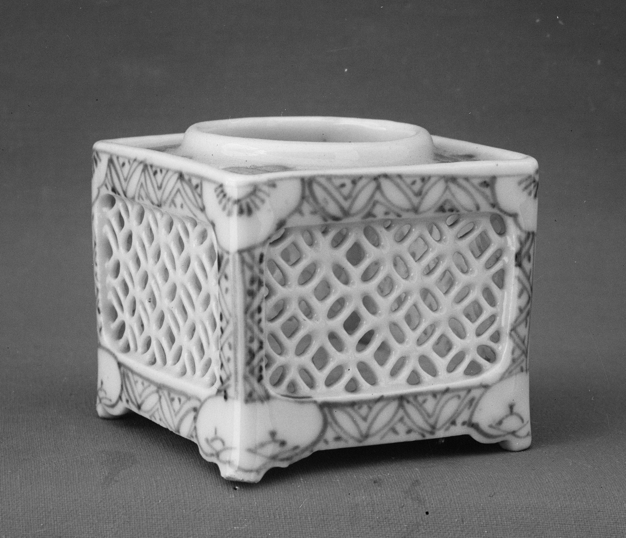 Antique Hollowed Square Porcelain Censer