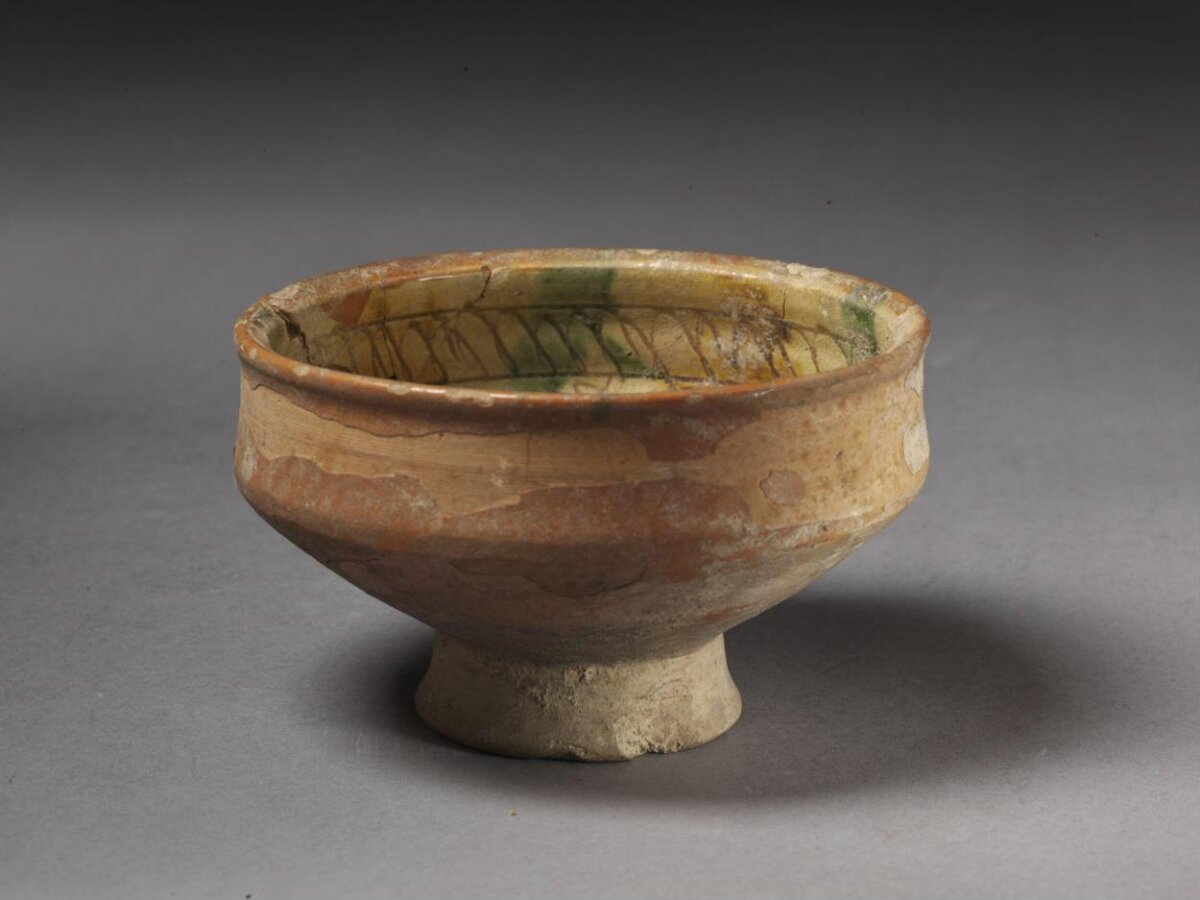 Ancient Glazed High-foot Pottery Bowl