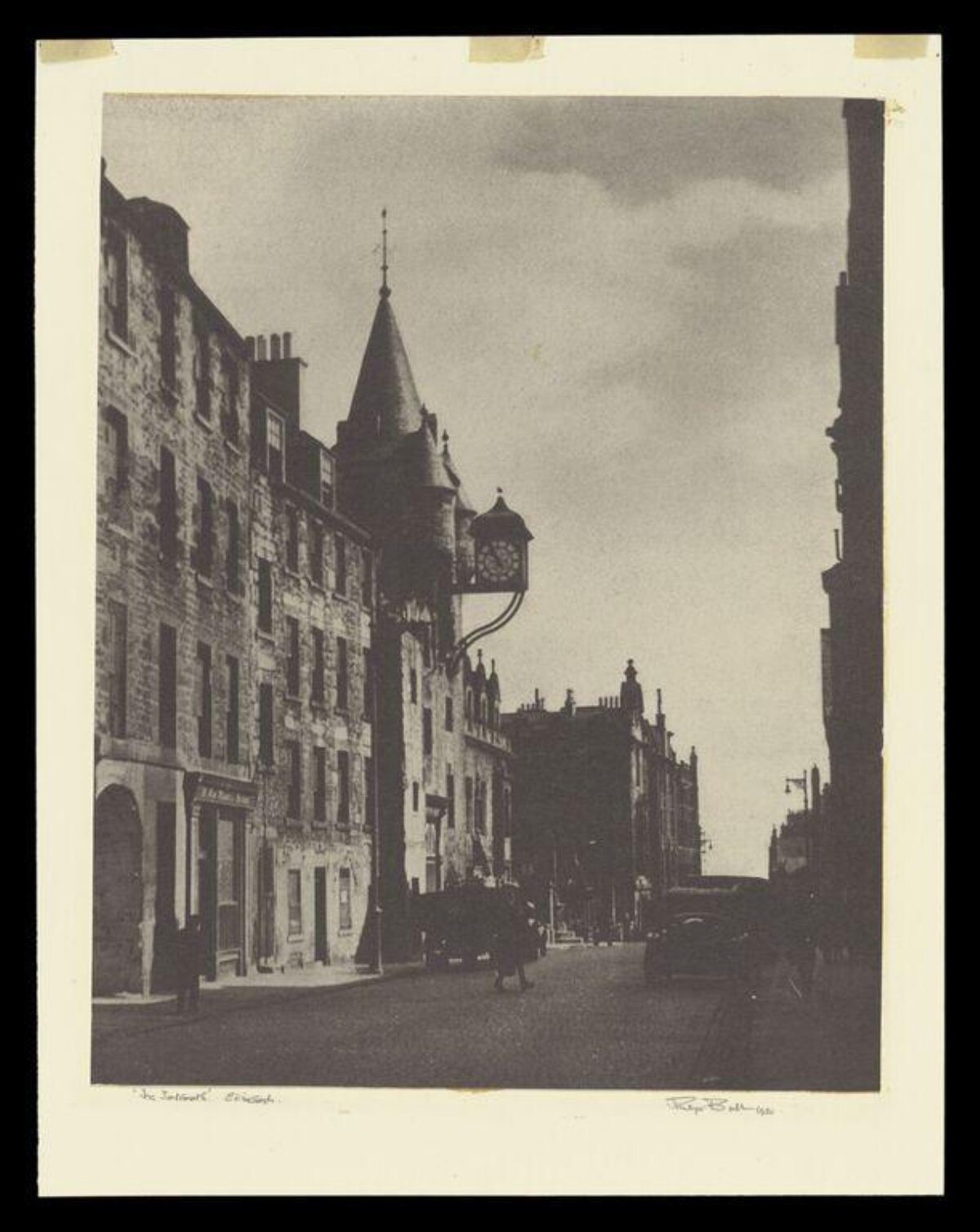 Vintage Edinburgh Street Scene