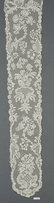 Vintage Floral Handmade Lace Panel