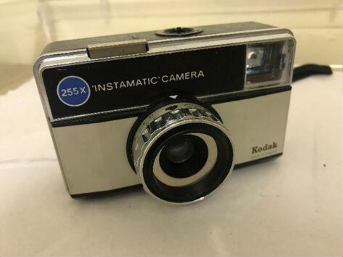 Vintage Kodak 255X Instamatic Camera