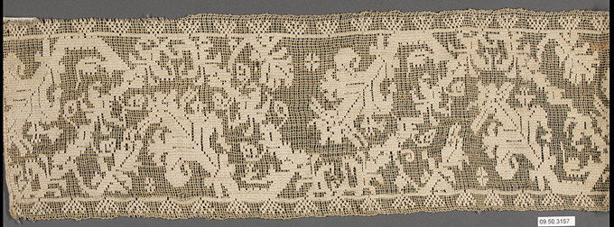 Antique Patterned Woven Lace Border