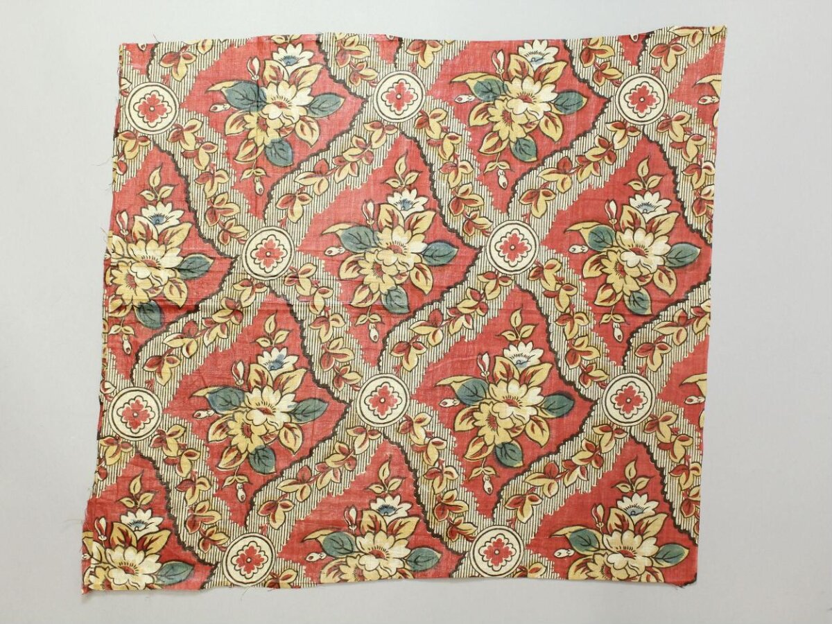 Vintage Floral Printed Fabric Fragment